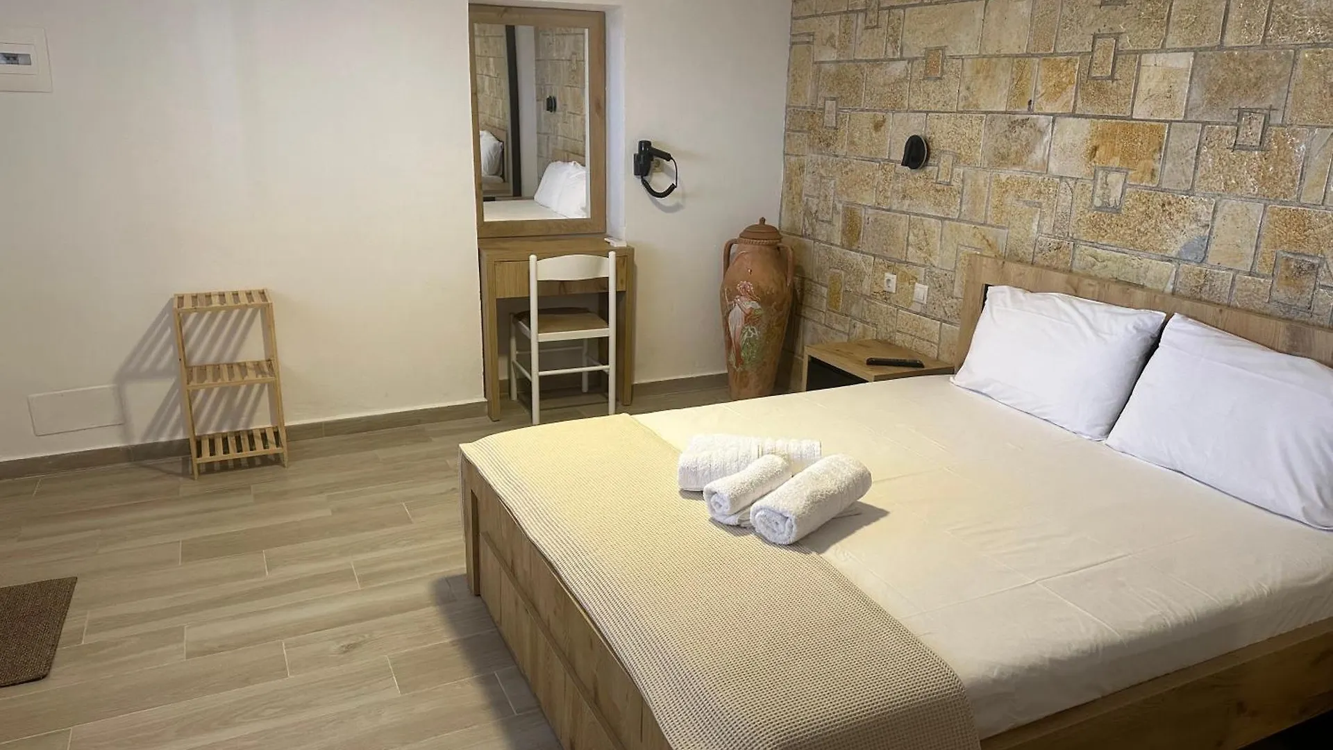 Kalami Rooms Dhërmi 乡村民宿